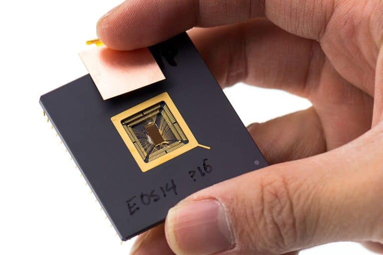 32-bit RISC-V processor Paves Way To Low-power IoT Designs